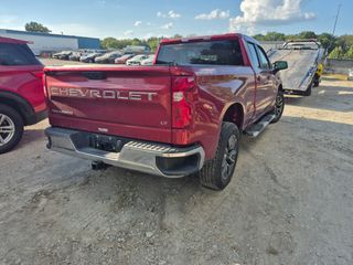 2022 Chevrolet Silverado 1500 LT - Exterior Rear Right Corner Image